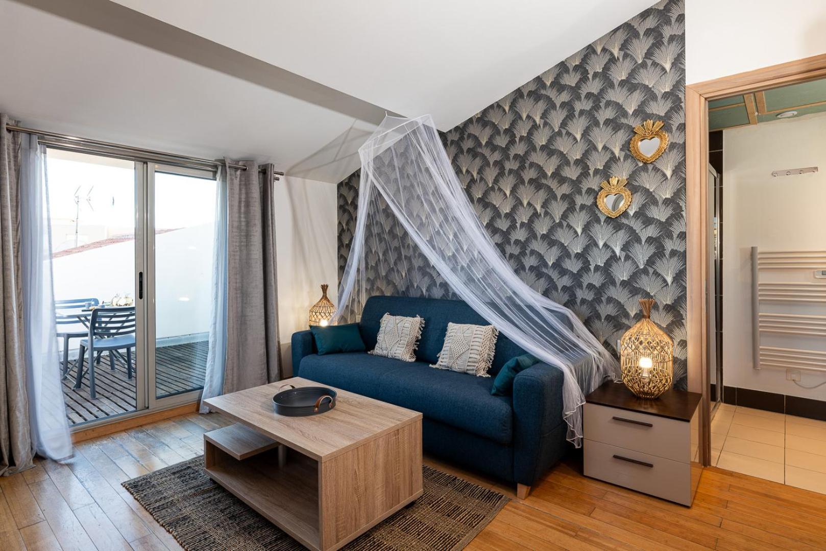 Studio Dernier Etage Le Nid D'Amour - Sejour Romantique, Mandara Beach, Жуан-Ле-Пин Екстериор снимка